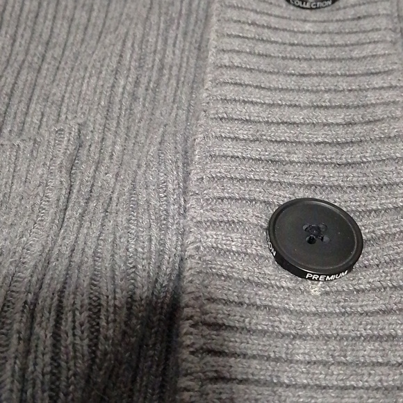 Jack and Jones  premium mens grey button sweater cardigan small to medium - Picture 3 of 6